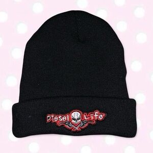 ☆ vintage y2k diesel life skull embroidered red and black beanie ☆